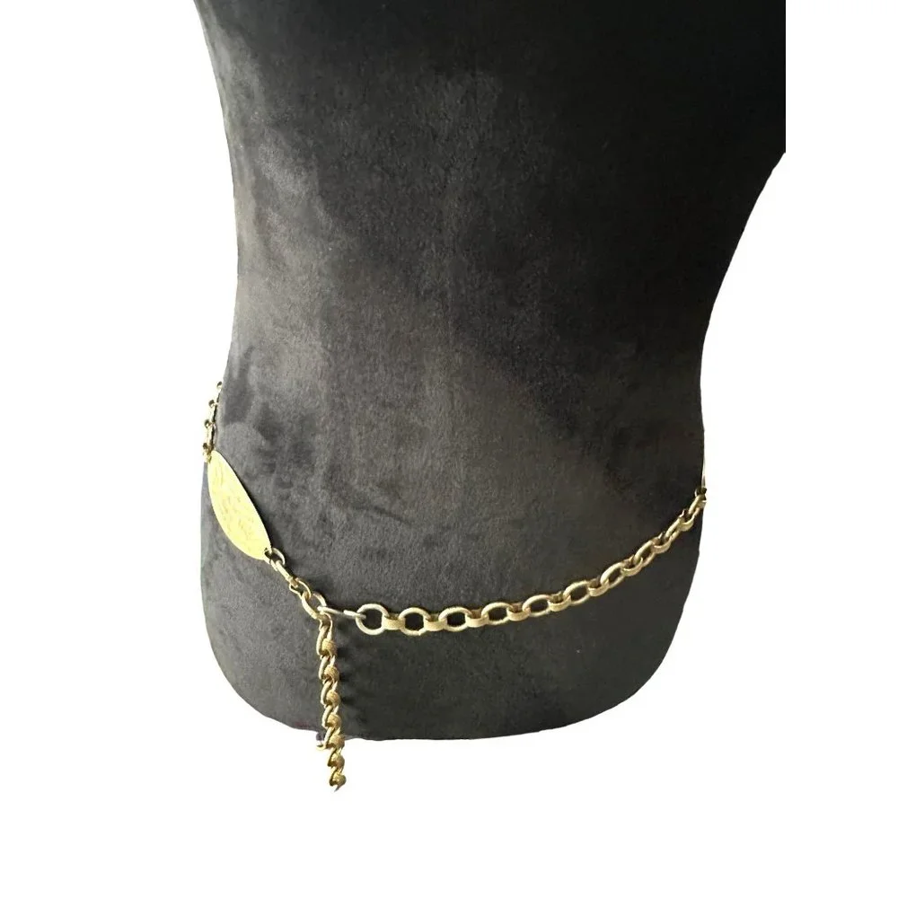 Vintage Gold Tone Chain Belt with Oval Disk.‎ 37”